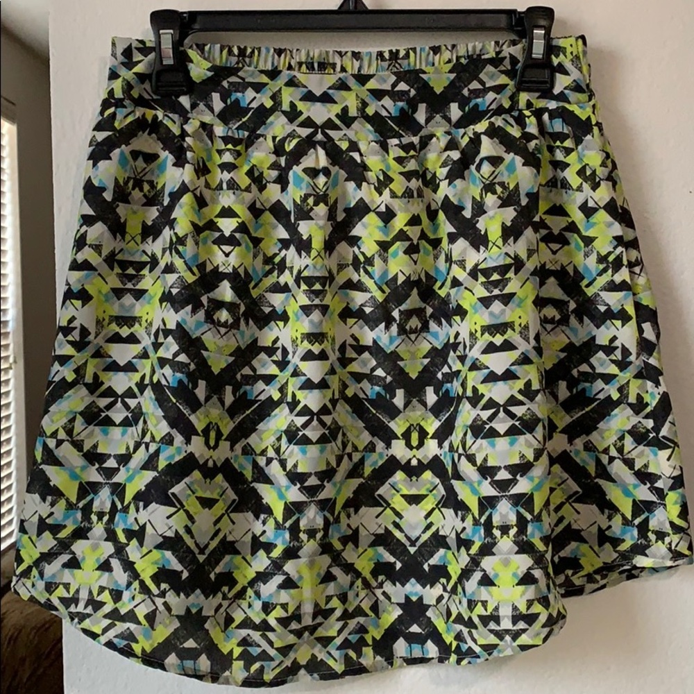 Fun print skater/circle skirt mid thigh